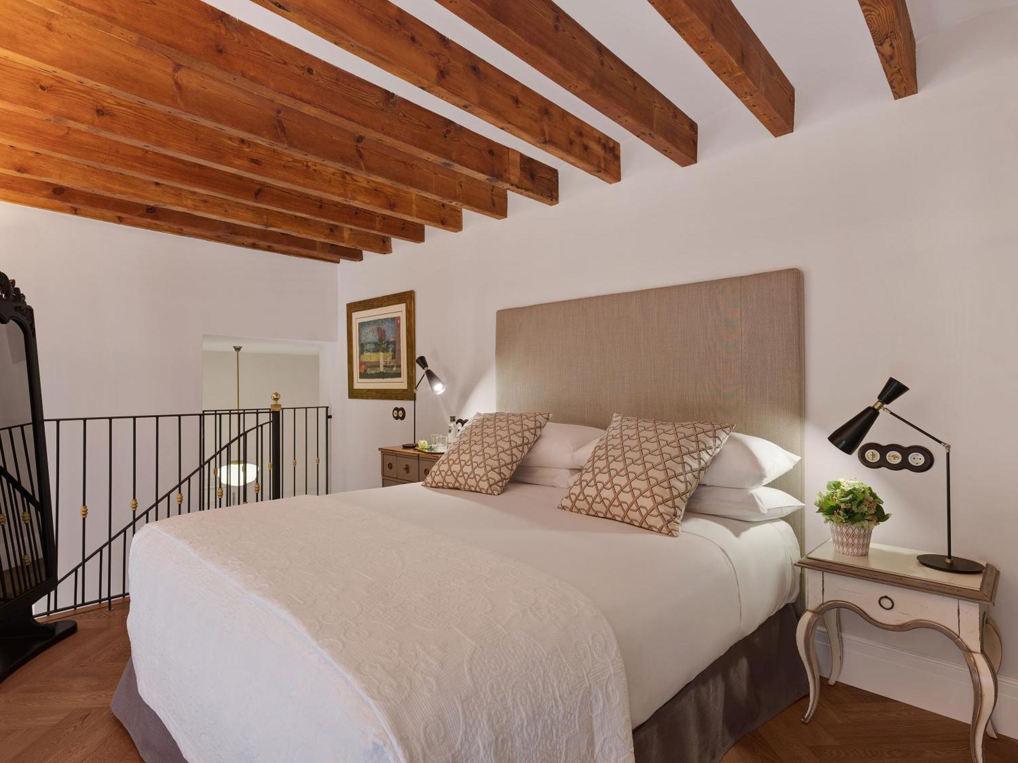 Duplex Suite Spa Access