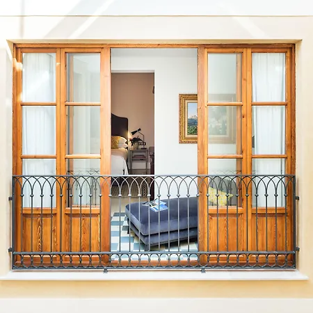 Hotel Gloria De Sant Jaume-2